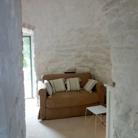 Trulli Magiche Serre Vila *