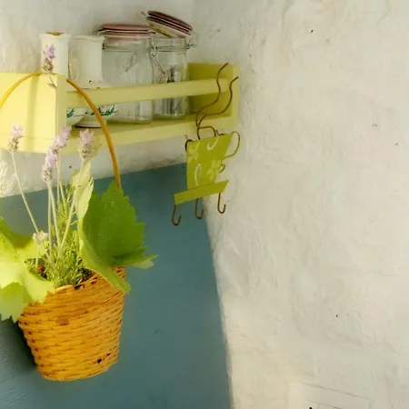 Trulli Magiche Serre * Ostuni
