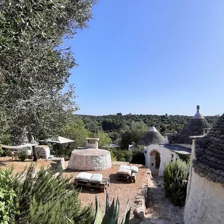 Trulli Magiche Serre Vila *